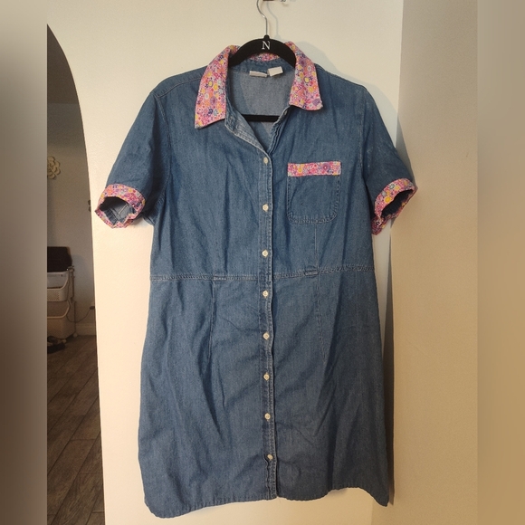 Vintage CherokeeDenim Dress with Floral Accents Size XL - Picture 1 of 2